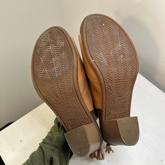 Abeo BIO system BERRIE Stacked Heeled Platform Slingback Sz 10 Neutral - Picture 6 of 10